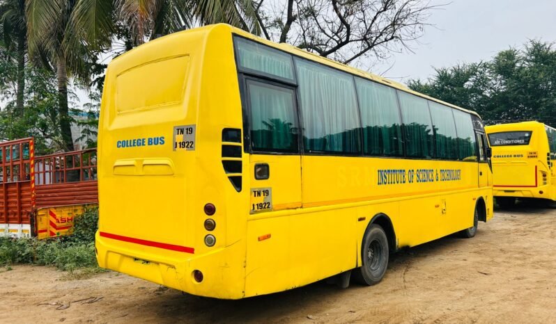 
								TATA LPT BUS full									