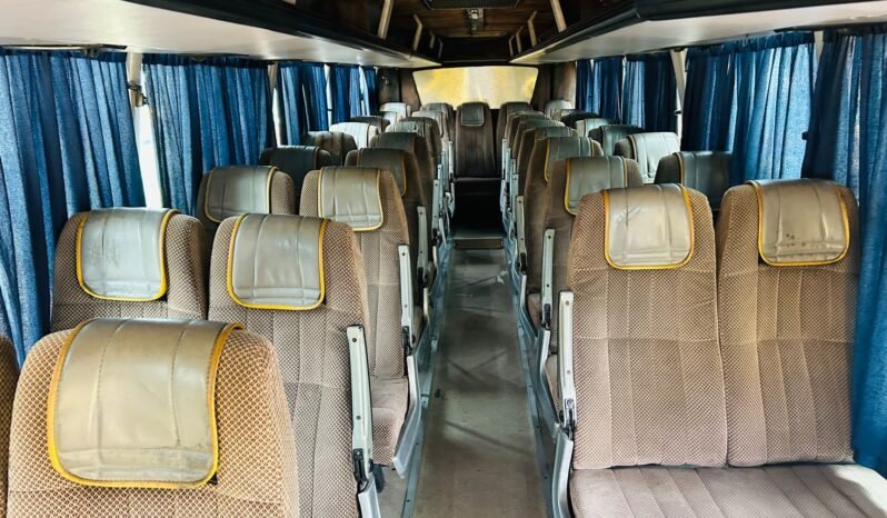 
								TATA LPT BUS full									