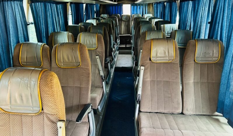 
								TATA LPT BUS full									