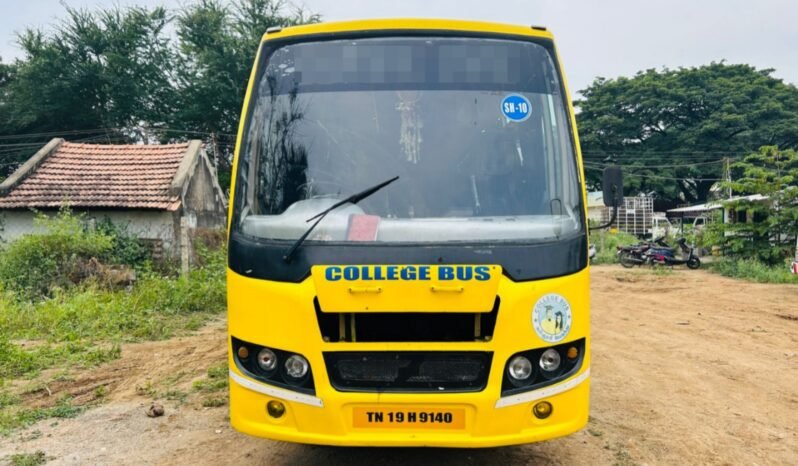 
								TATA LPT 912 BUS full									