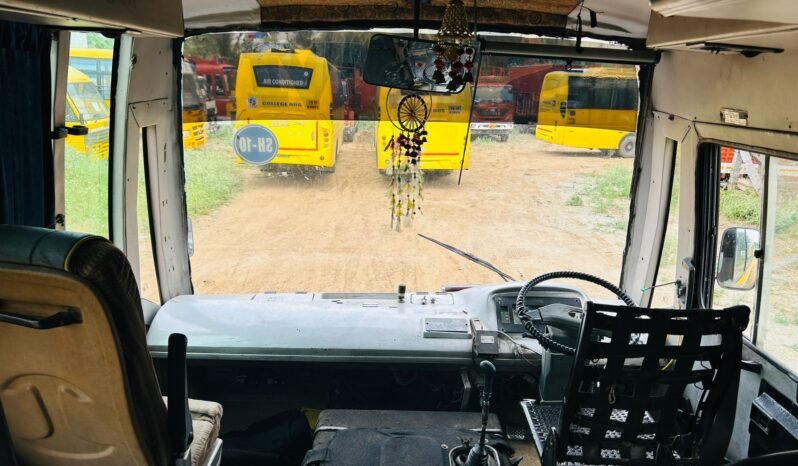 
								TATA LPT 912 BUS full									