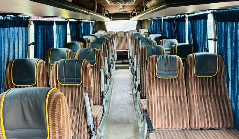 
								TATA LPT 912 BUS full									