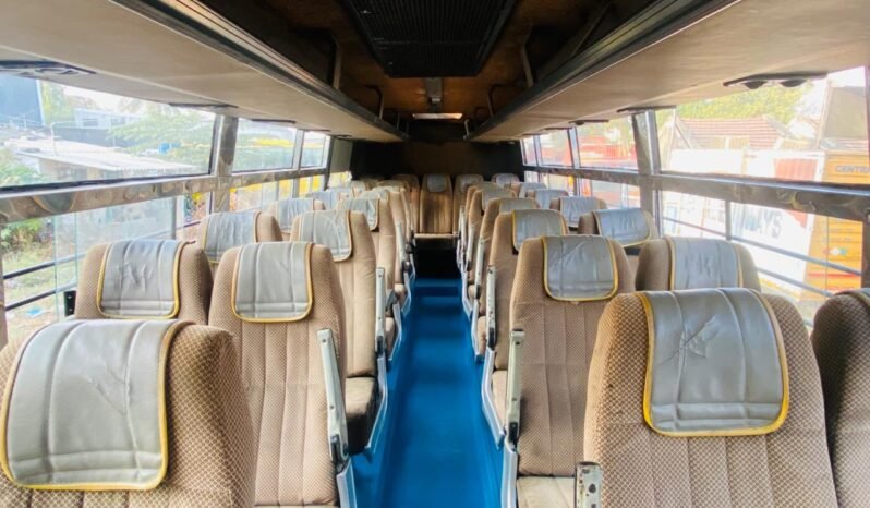 
								TATA LPT 912 BUS full									