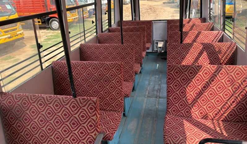 
								MAHINDRA TOURISTER 25 SEATER – 2009 MODEL full									